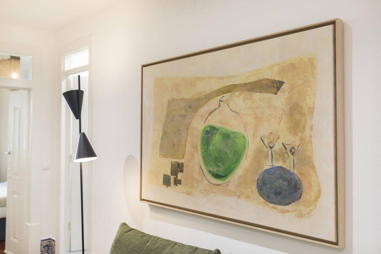 Carmo'S Wonder Apartment Lisbon Bagian luar foto
