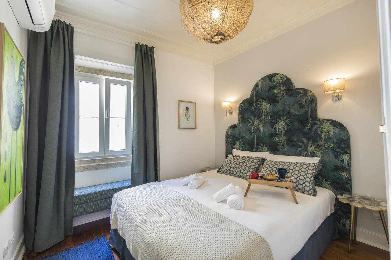 Carmo'S Wonder Apartment Lisbon Bagian luar foto